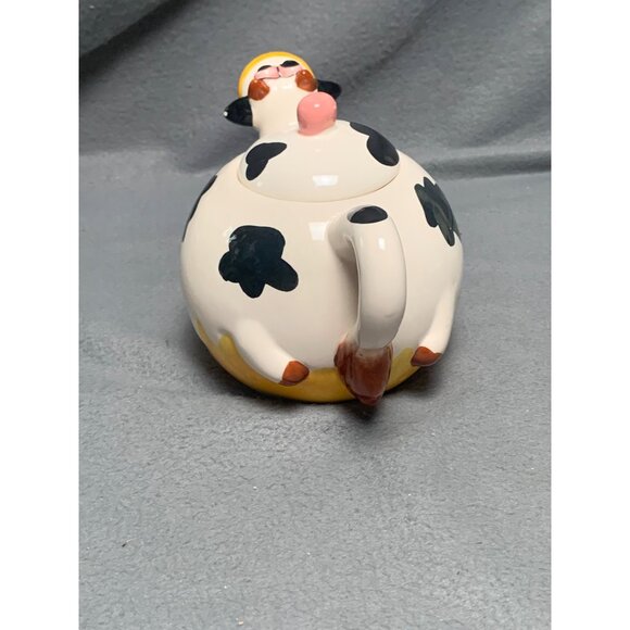 Rafaello Italy Style Cow Shaped Ceramic Teapot with Lid - Picture 4 of 10